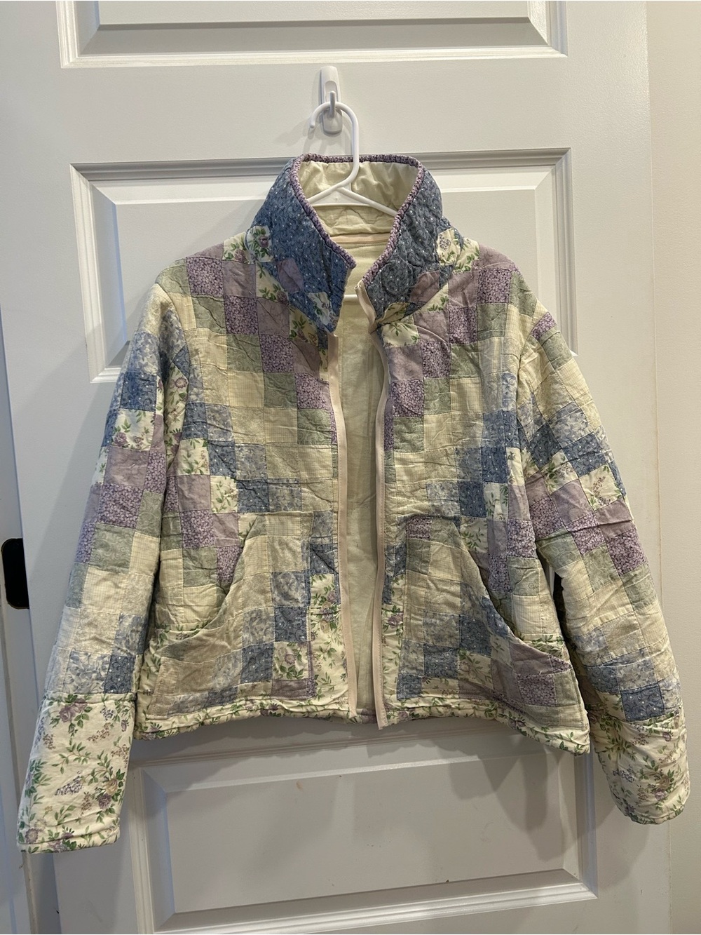 Quilt Patchwork Jacket Vintage Handmade in Cream, Lavender & Blue